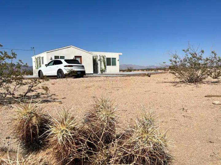 Serene Modern Home Backdoor With Great Wifi, Games, Movies, Patio Seating And Bbq Easy Access To North Joshua Tree National Park In 10 Minutes Twentynine Palms Esterno foto