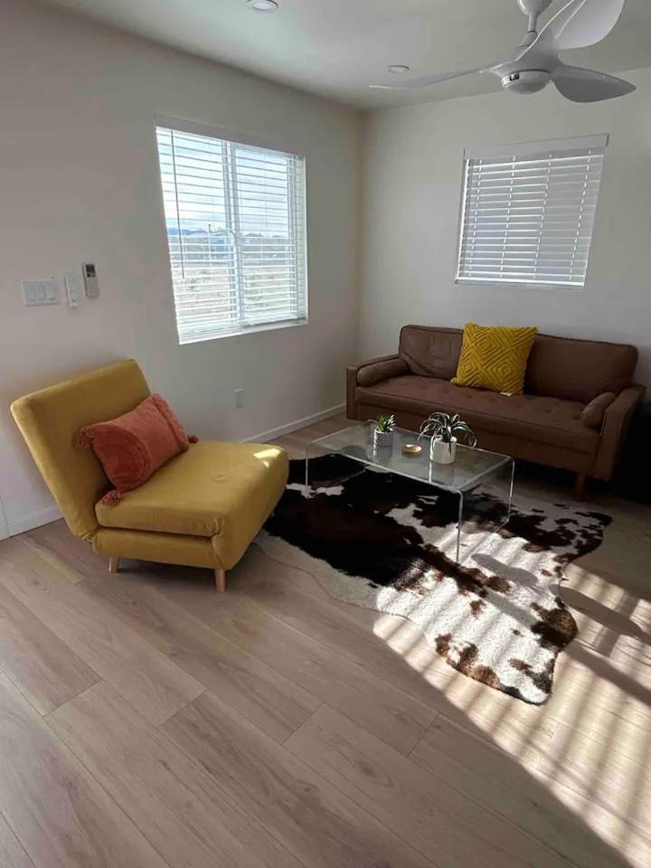 Serene Modern Home Backdoor With Great Wifi, Games, Movies, Patio Seating And Bbq Easy Access To North Joshua Tree National Park In 10 Minutes Twentynine Palms Esterno foto