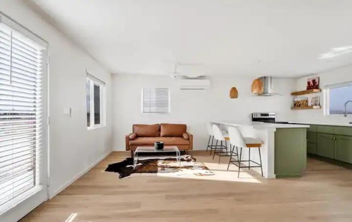 Serene Modern Home Backdoor With Great Wifi, Games, Movies, Patio Seating And Bbq Easy Access To North Joshua Tree National Park In 10 Minutes Twentynine Palms Esterno foto